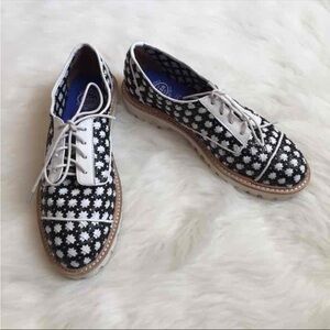 🦋 Jeffrey Campbell Leather Woven Laced Espadrille Platform Sneakers Size 9